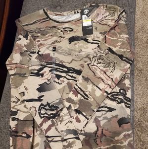 Camo Under Armour Long Sleeve Shirt